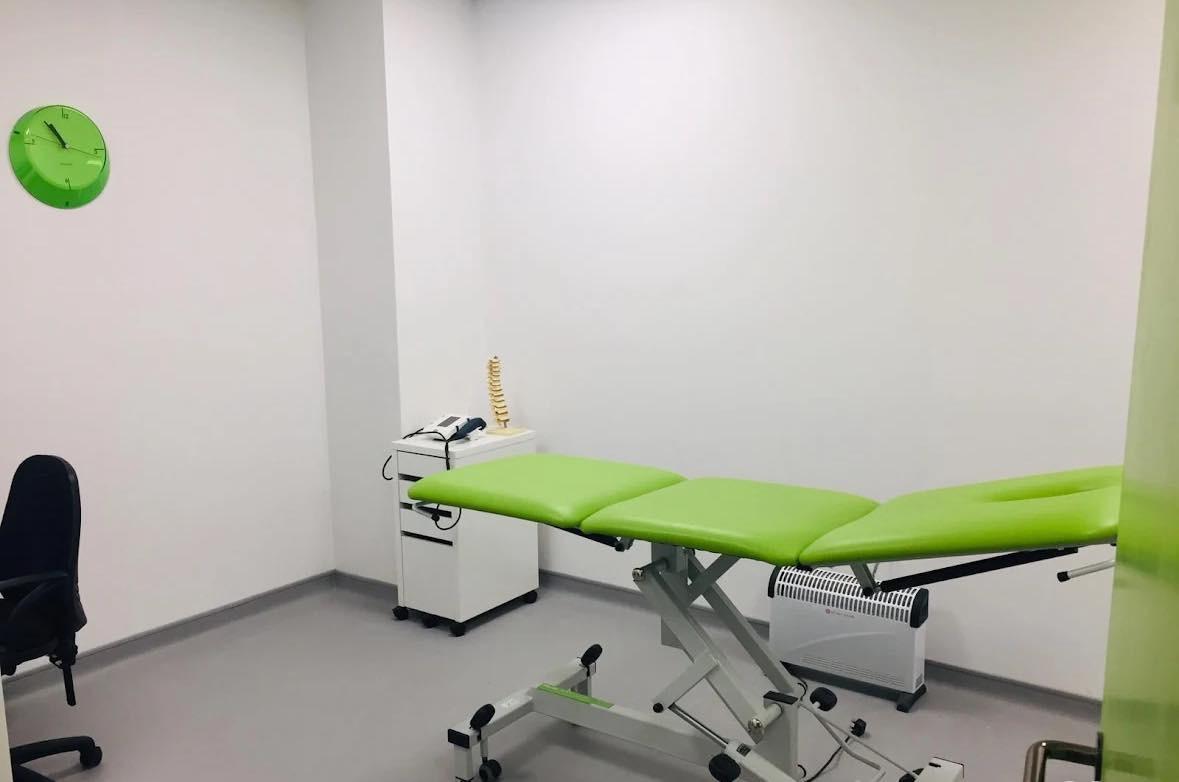 Ankle-foot orthosis (AFO) brace for lower limb support